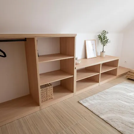 V Dubové Aleji Apartamento