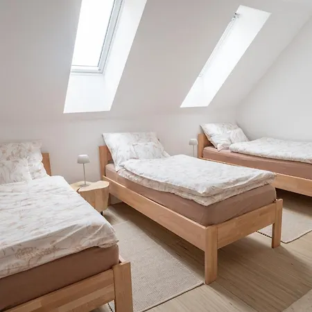 Apartamento V Dubové Aleji *